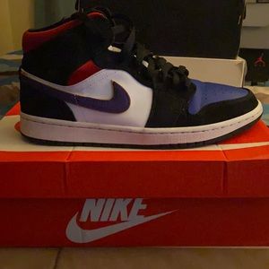 Jordan 1 Mid (Lakers Top 3)